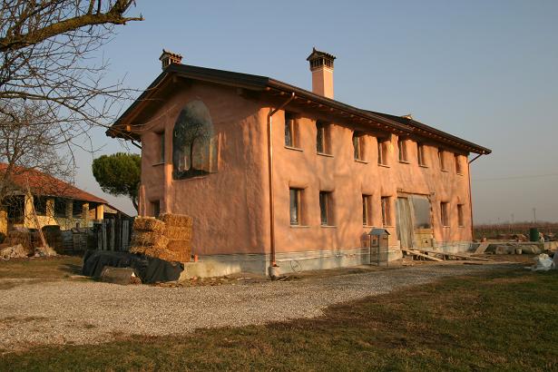 Vivere in una casa di Paglia